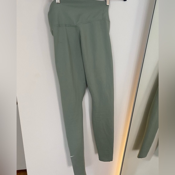 Green fleece Nike leggings size S great condition - Picture 5 of 11